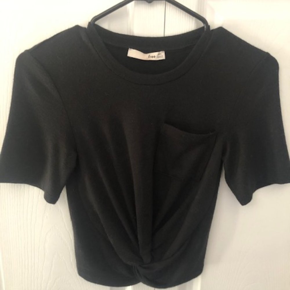 Wilfred Free knotted black tshirt